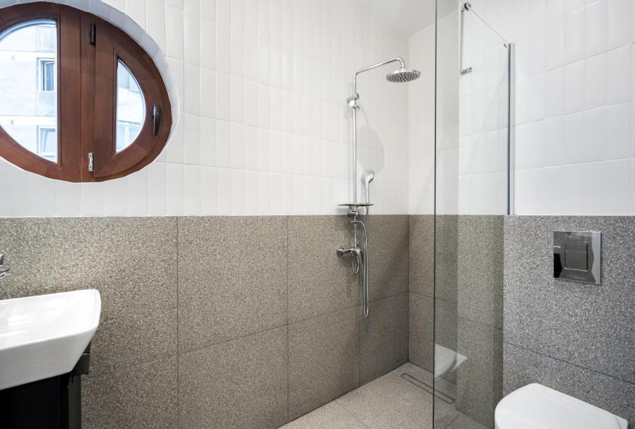 Cismigiu Serenity: 1Br Flat With Scenic Balcony Bucharest Exterior photo
